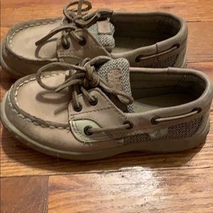 Sperry topsider boat shoes for toddler
